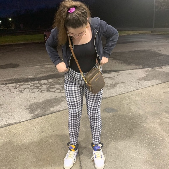 Meet your Posher, Kelsie - Picture 1 of 1